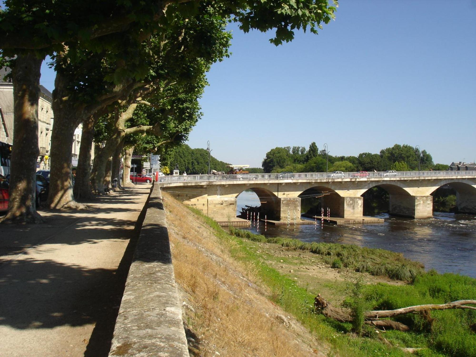 Best Western Hotel De France Chinon Exterior foto